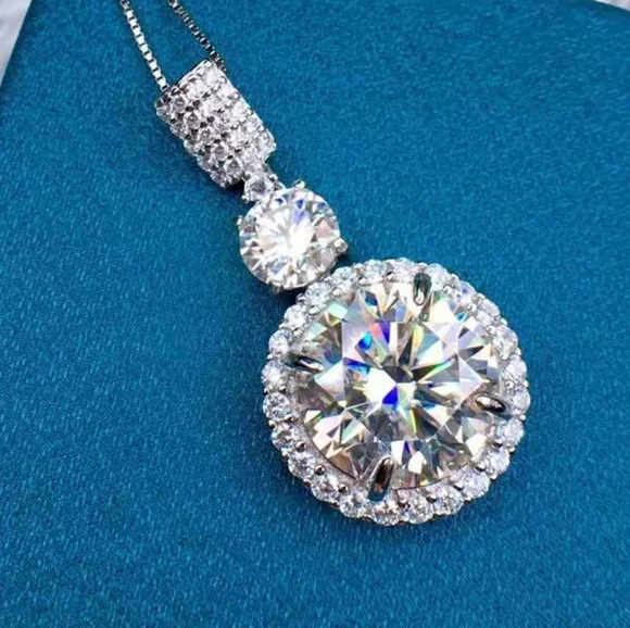 18k gold 11ct diamond necklace - Picture 3 of 11